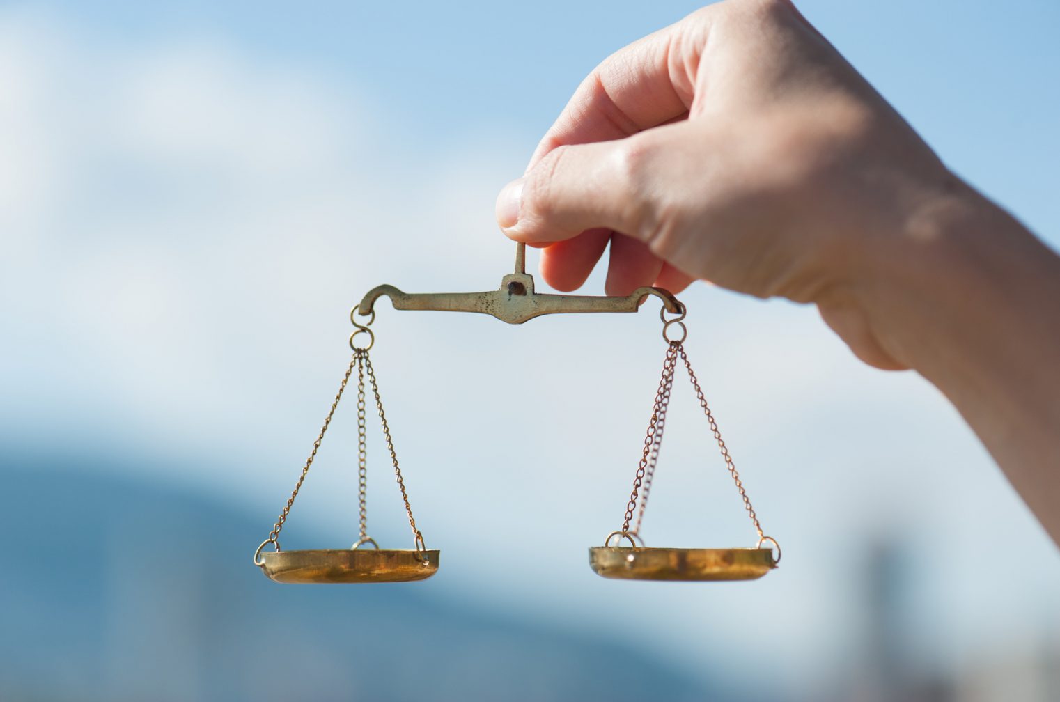 会社とトラブルになった時にはどこに相談すれば良いの?労働基準監督署と労働局の違い