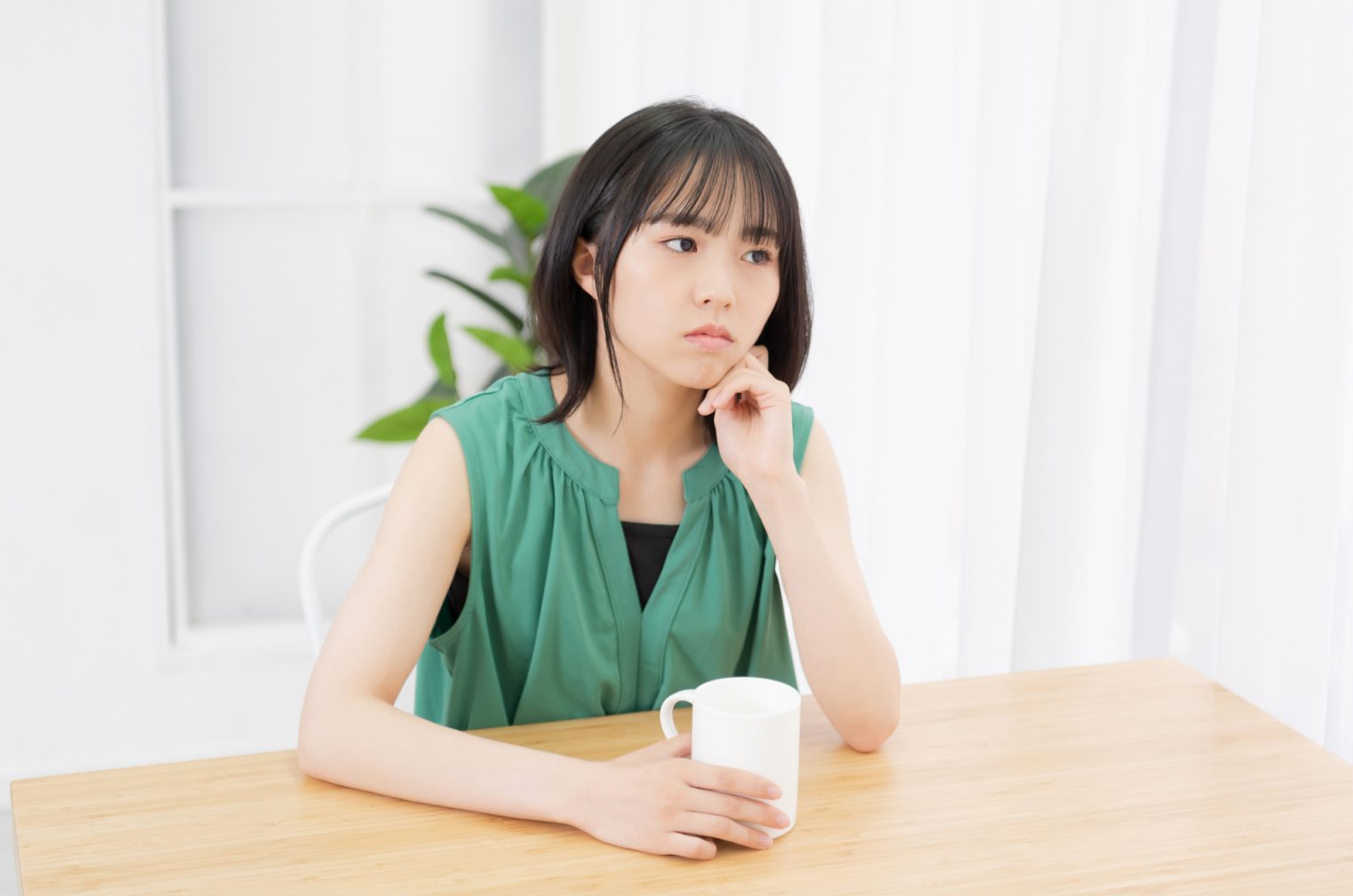 退職代行を利用すると転職先や親にバレる?後悔せず退職するためのポイントも紹介